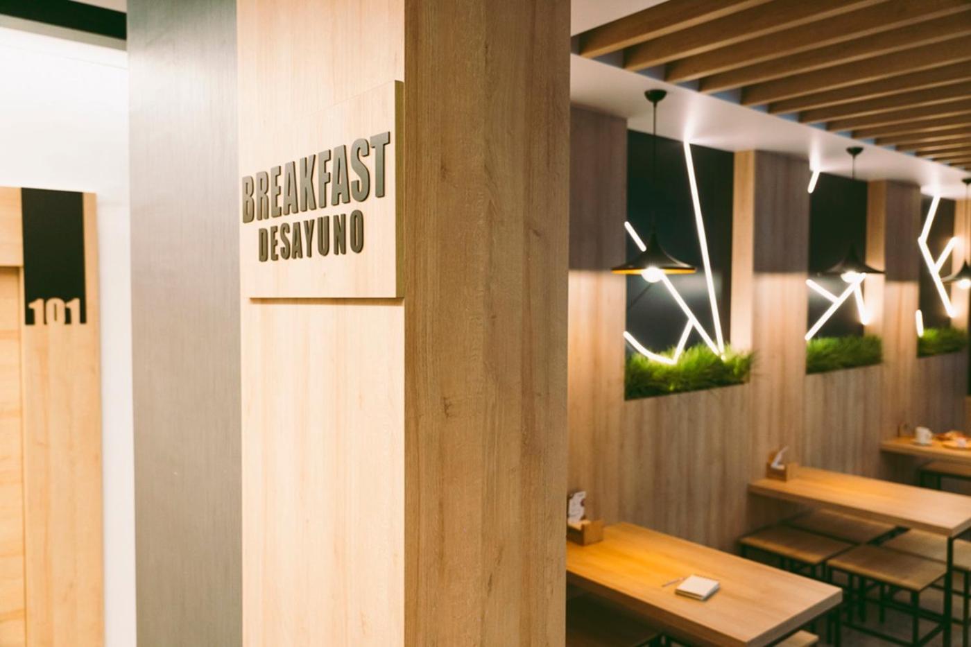 Hotel Casa Gardenia Barcelona Zewnętrze zdjęcie