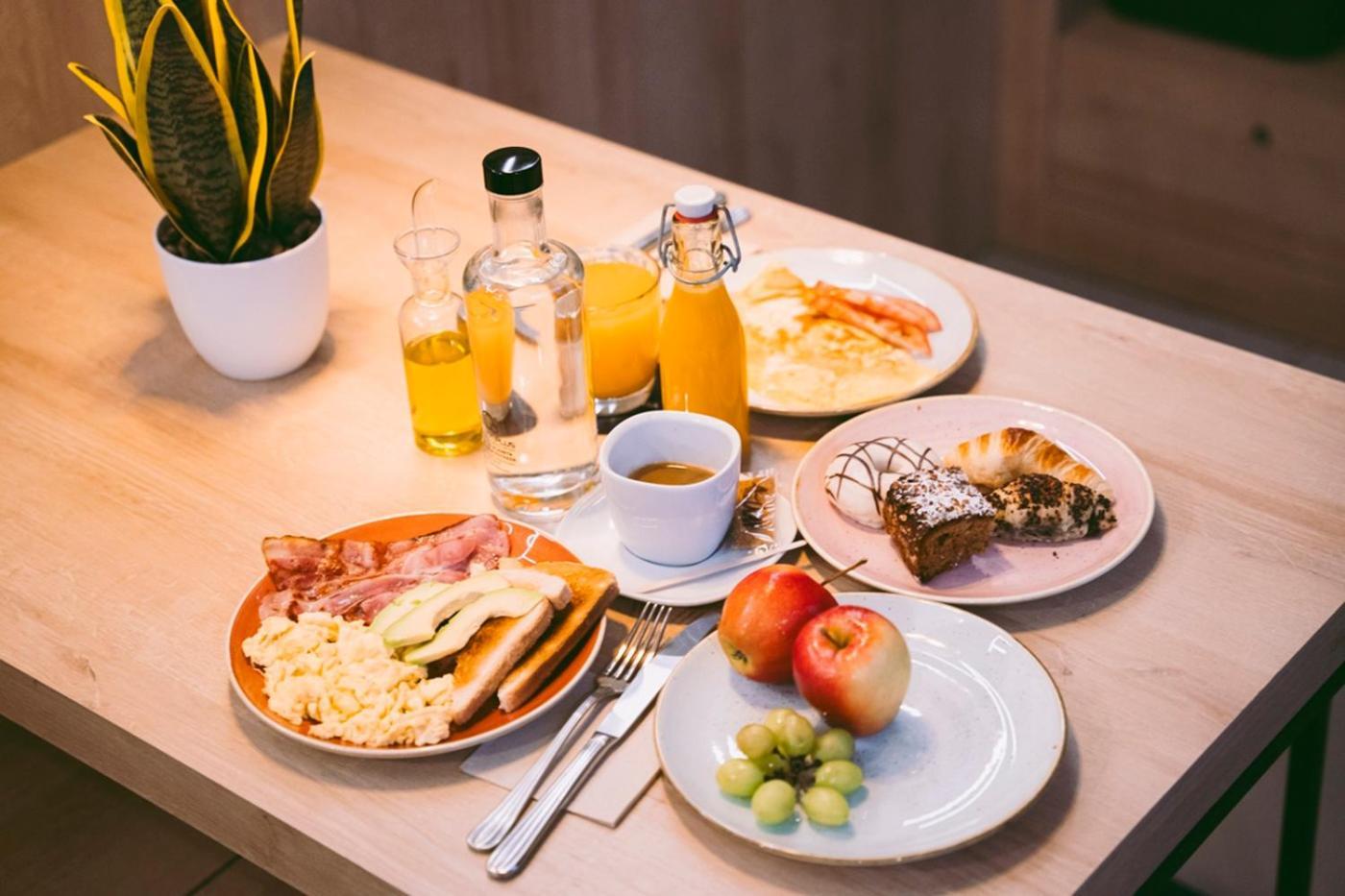 Hotel Casa Gardenia Barcelona Zewnętrze zdjęcie