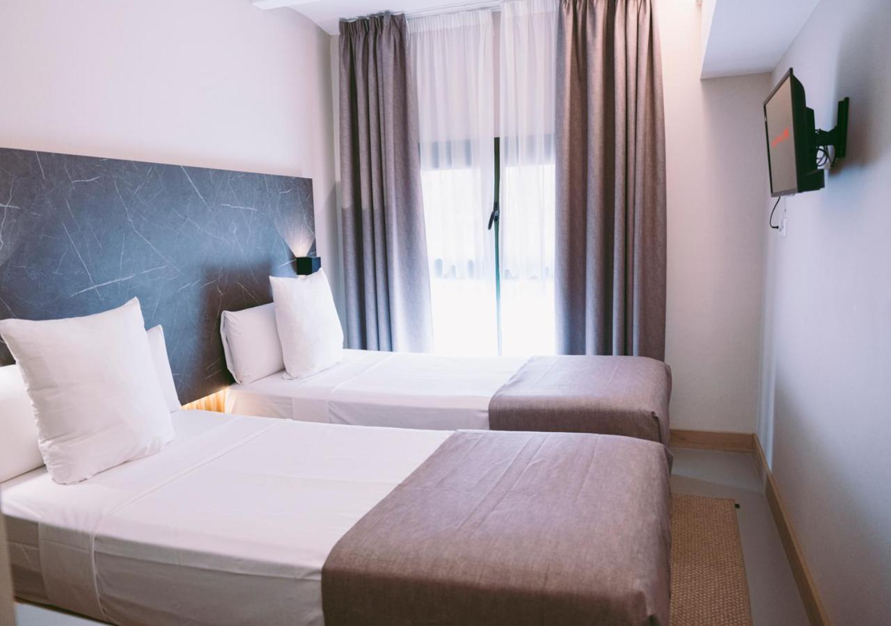 Hotel Casa Gardenia Barcelona Zewnętrze zdjęcie